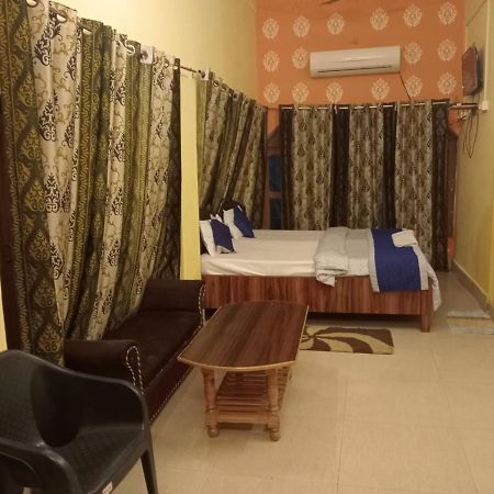 Gangotri Inn Varanasi Eksteriør billede