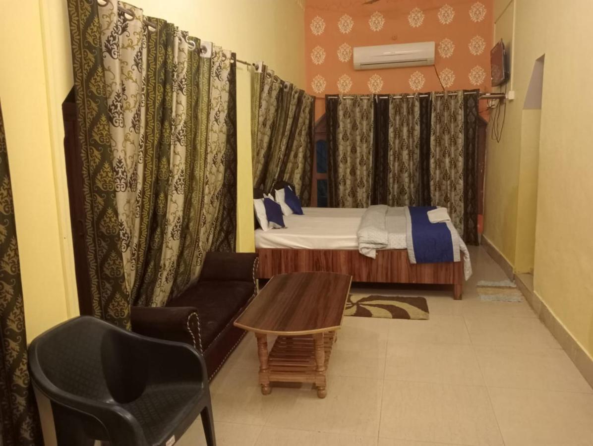 Gangotri Inn Varanasi Eksteriør billede