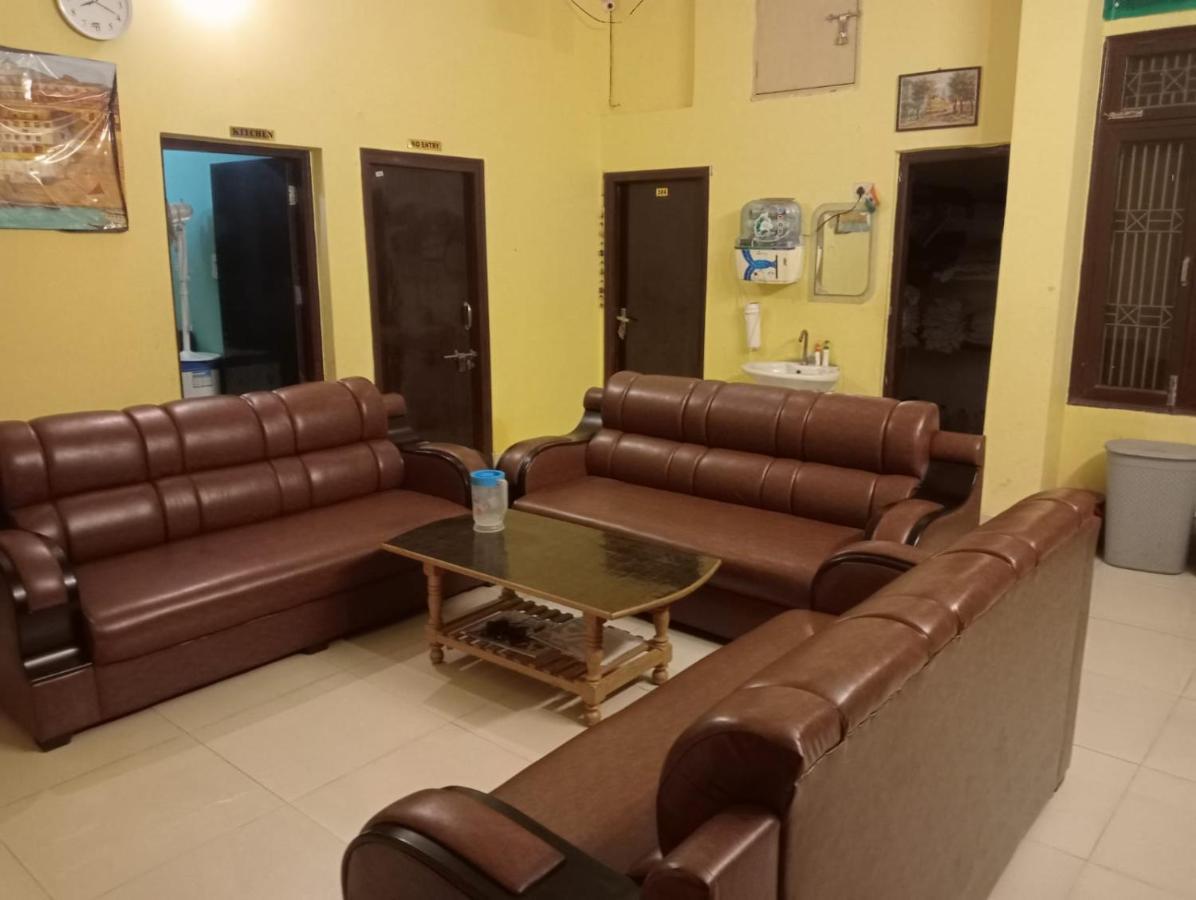 Gangotri Inn Varanasi Eksteriør billede