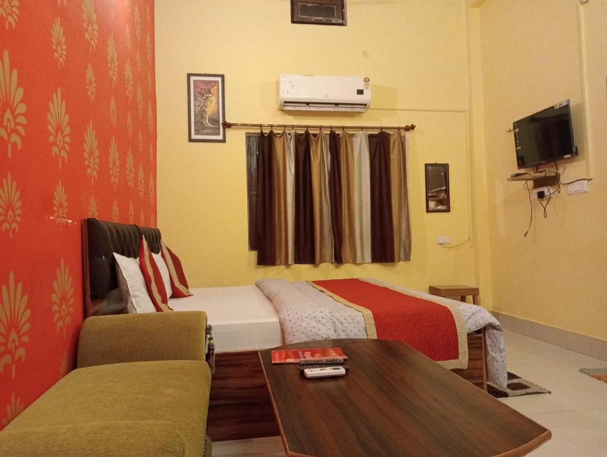 Gangotri Inn Varanasi Eksteriør billede