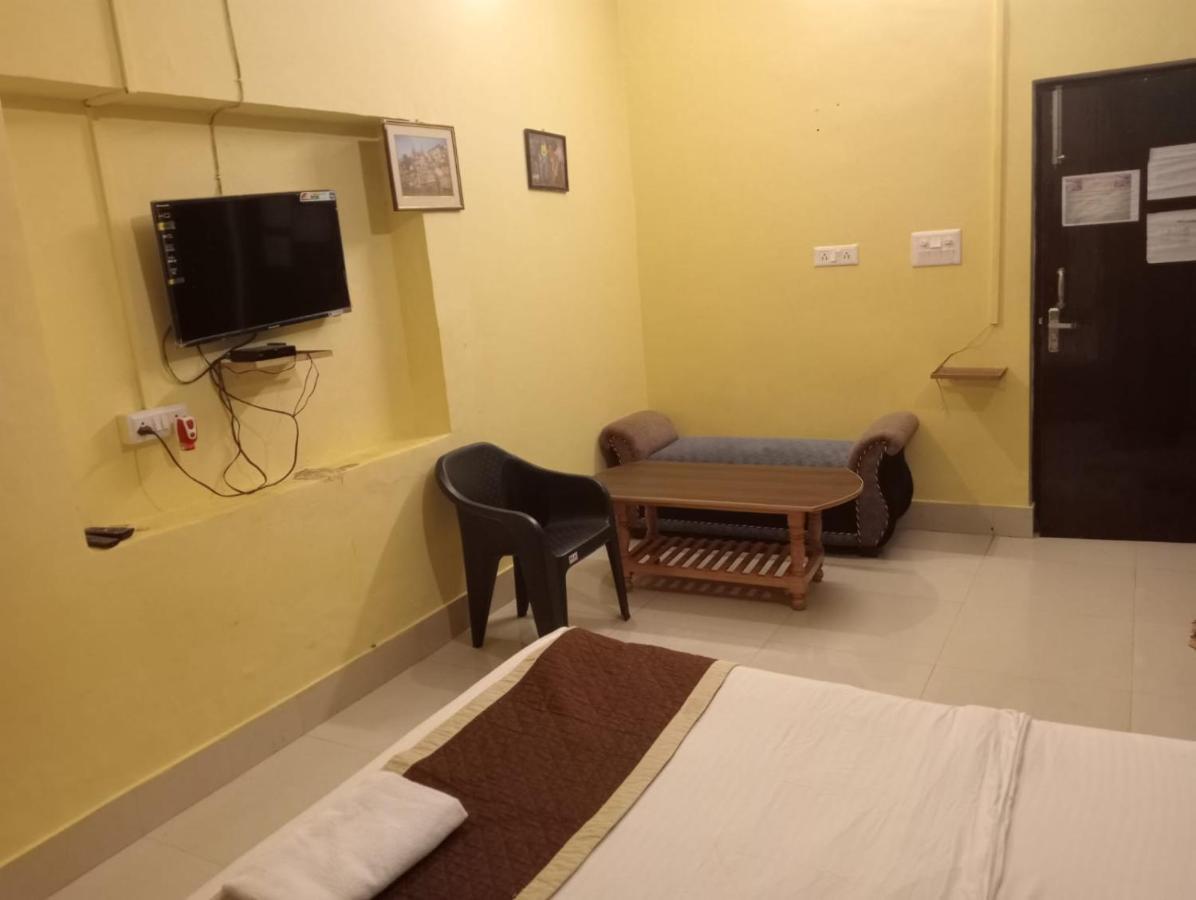 Gangotri Inn Varanasi Eksteriør billede