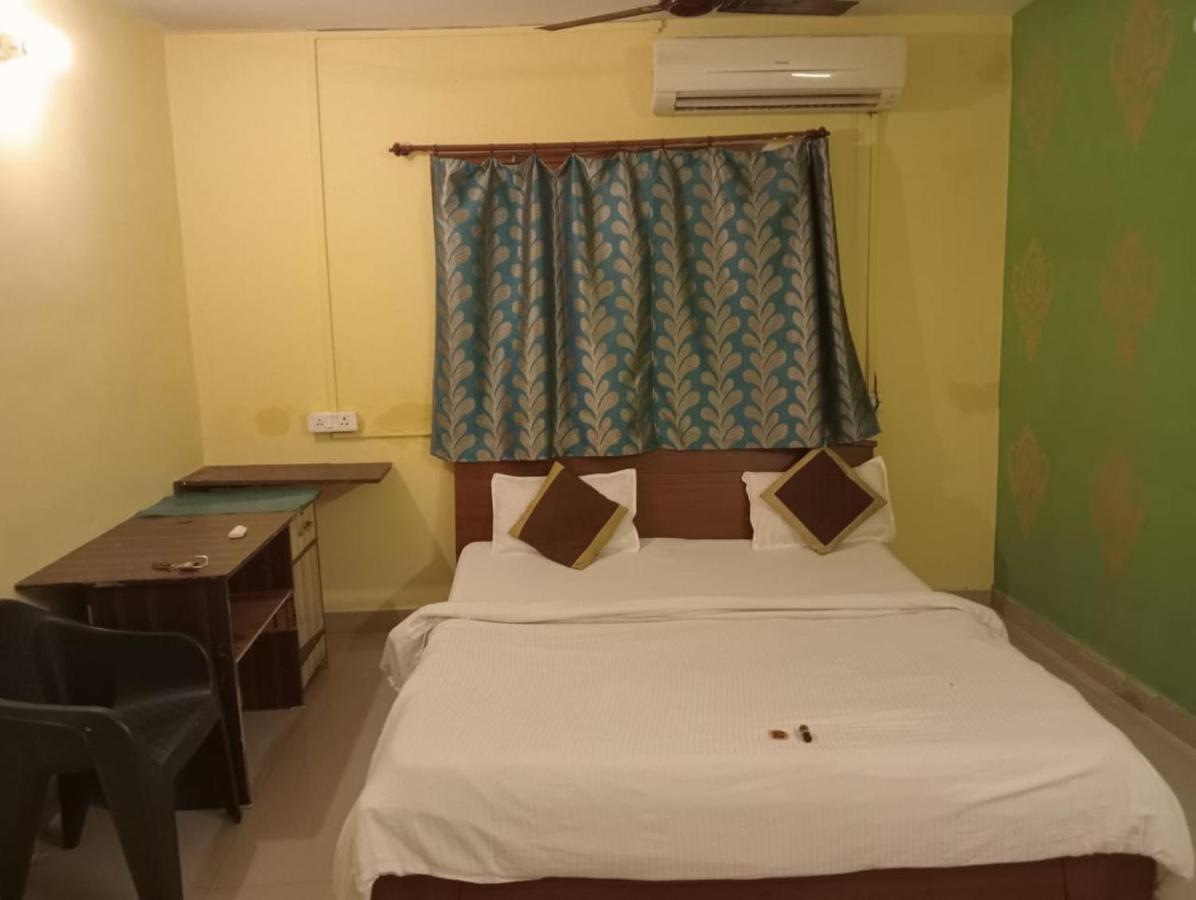 Gangotri Inn Varanasi Eksteriør billede