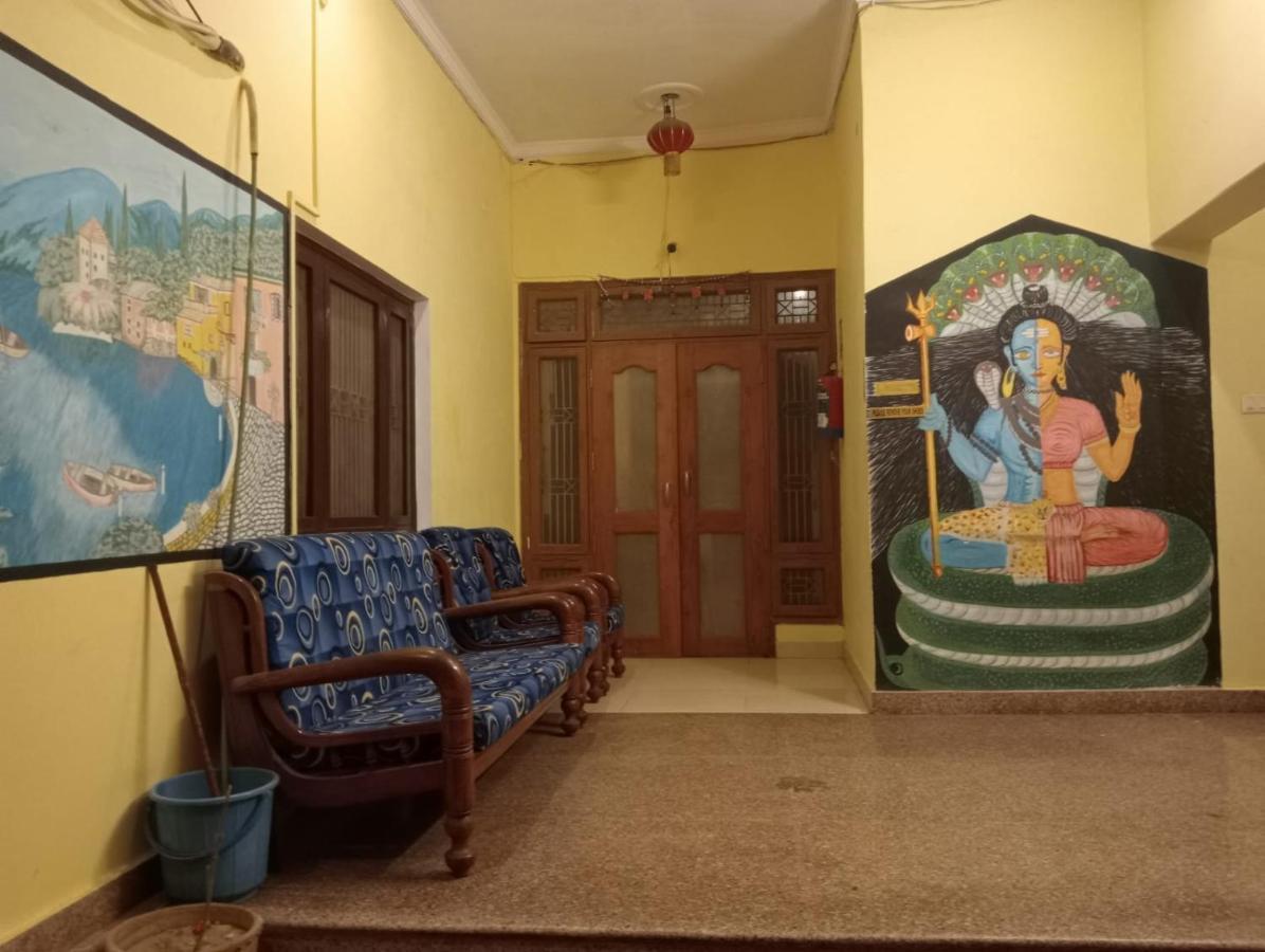 Gangotri Inn Varanasi Eksteriør billede
