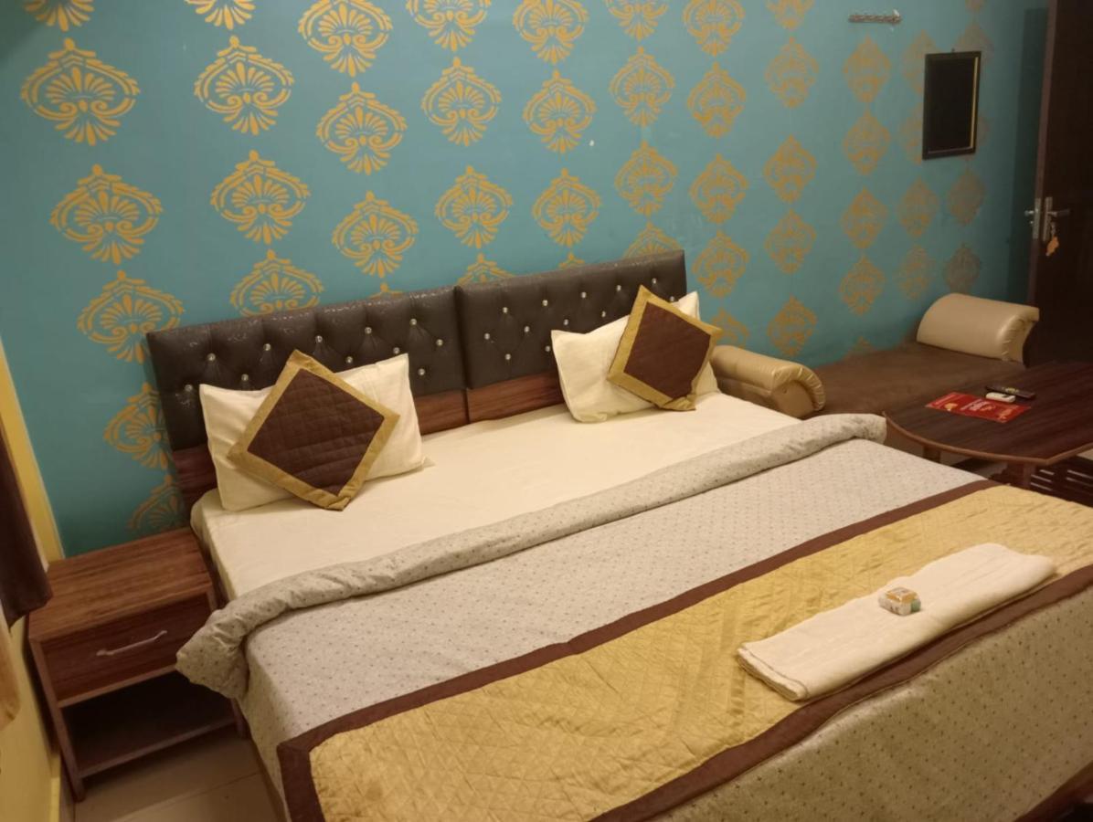Gangotri Inn Varanasi Eksteriør billede